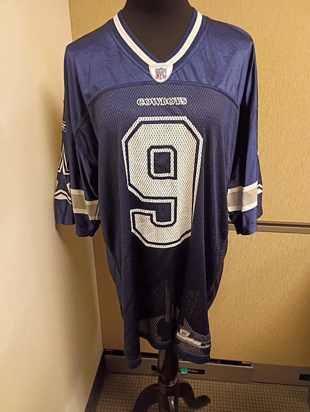 Dallas Cowboys Romo #9 Jersey size Large